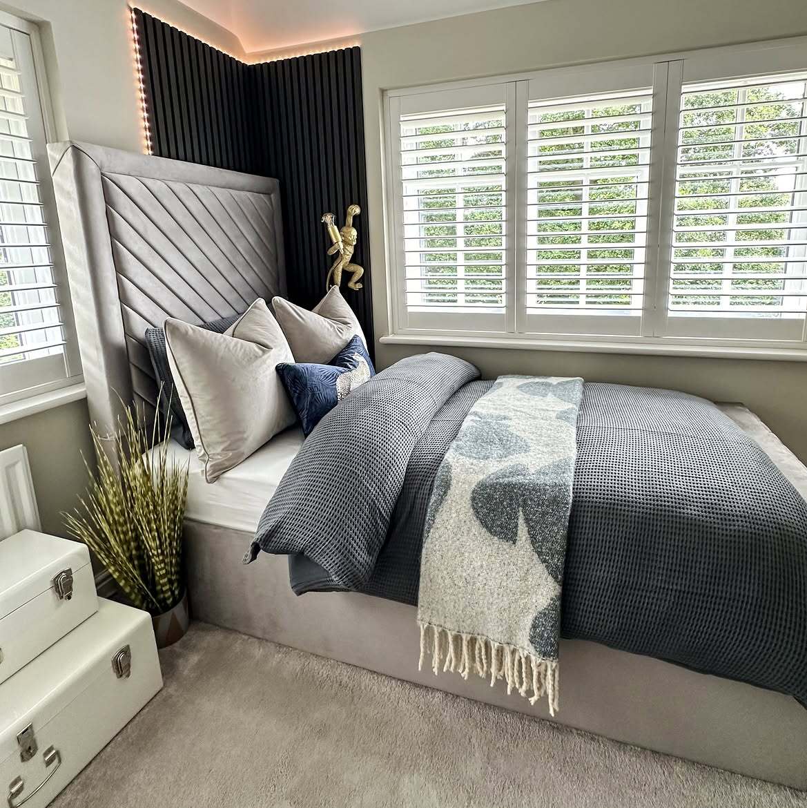 8 Ways To Know How To Make A Small Bedroom Look Bigger