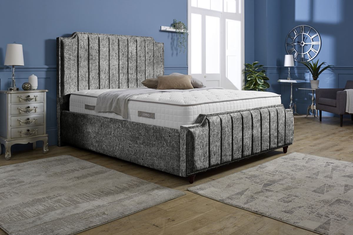 Washington Upholstered Bed