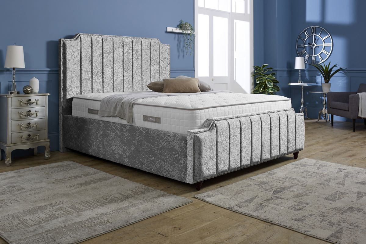 Washington Upholstered Bed