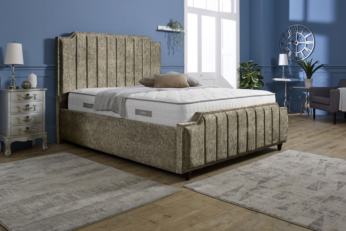 Washington Upholstered Bed