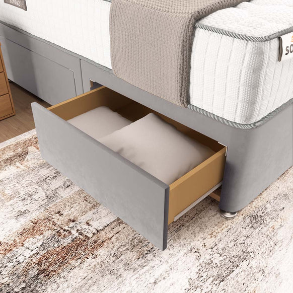 Madrid Chesterfield Divan Bed