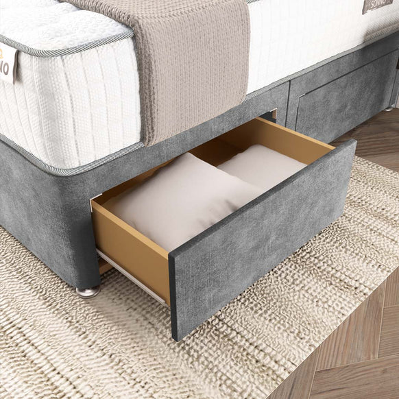 Seville Chesterfield Divan Bed