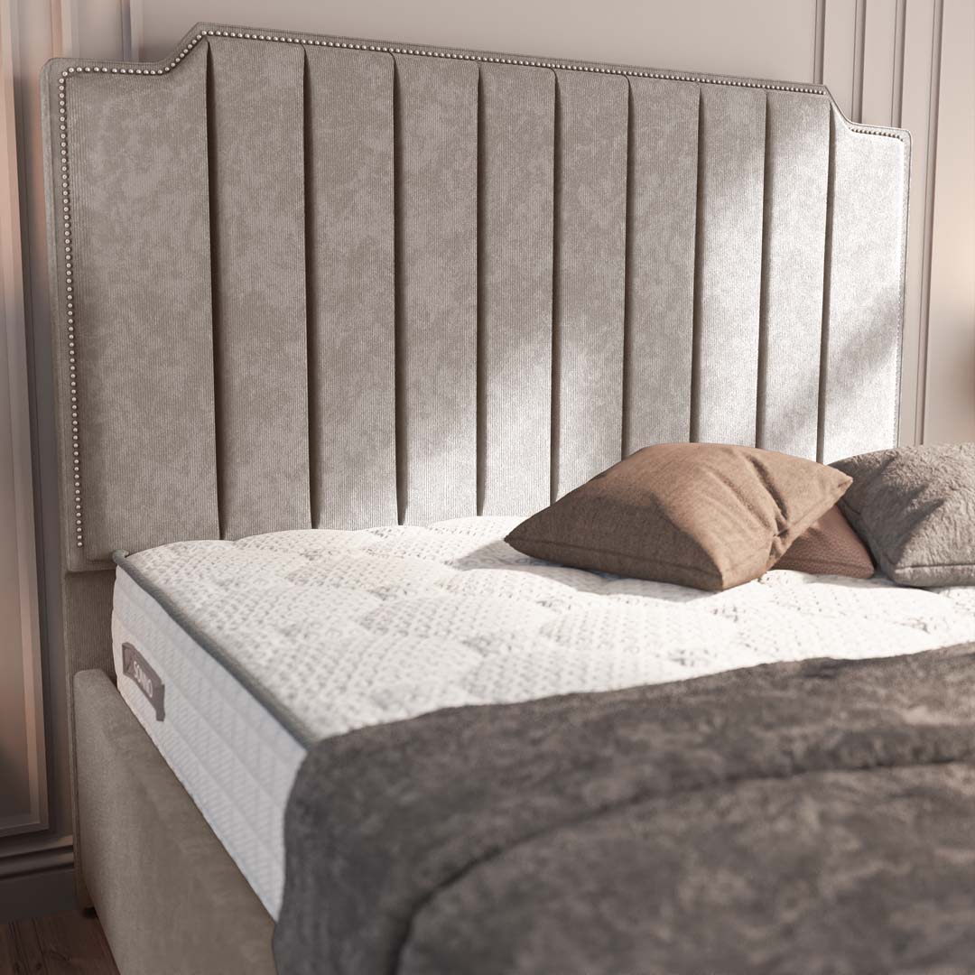 Washington Upholstered Bed